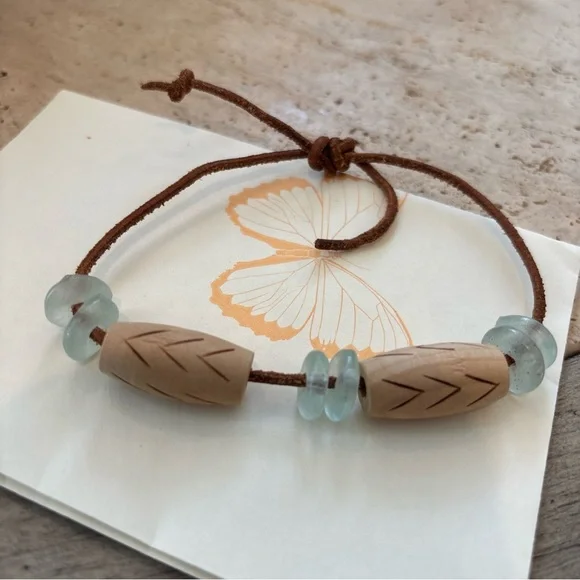 HANDMADE BRACELET LEATHER CORD WOOD DOWS 6 ROUND STONES - Picture 3 of 8